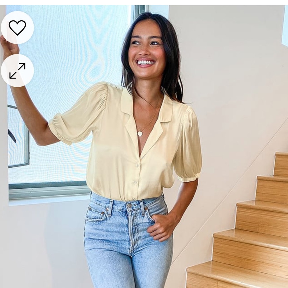 Lulu’s - Sweet and Chic Cream Satin Button-up Short Sleeve Top - Small
